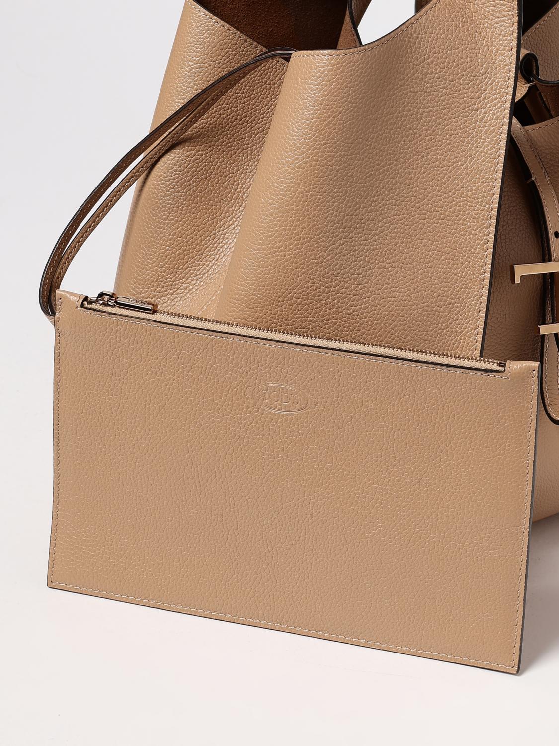 woman's shoulder bag