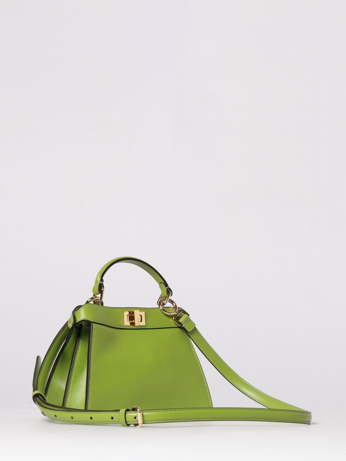 woman's shoulder bag