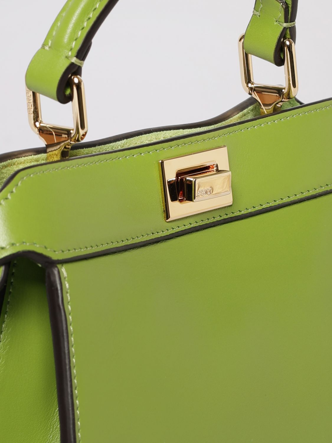 woman's shoulder bag