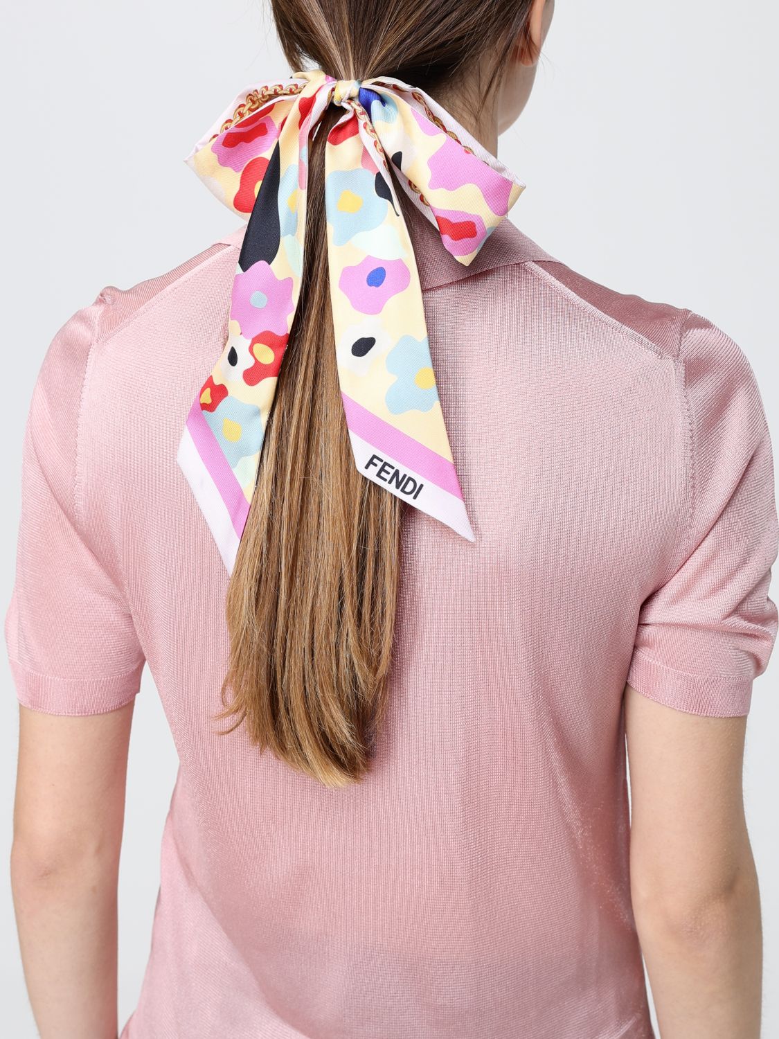 woman's neck scarf