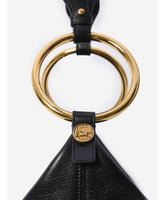 Chloe&