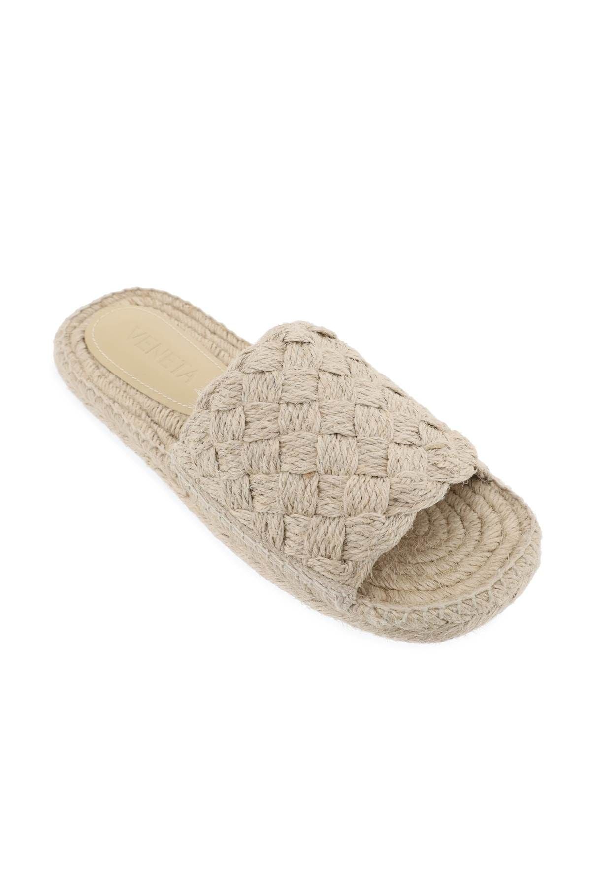 Raffia Jack Slides