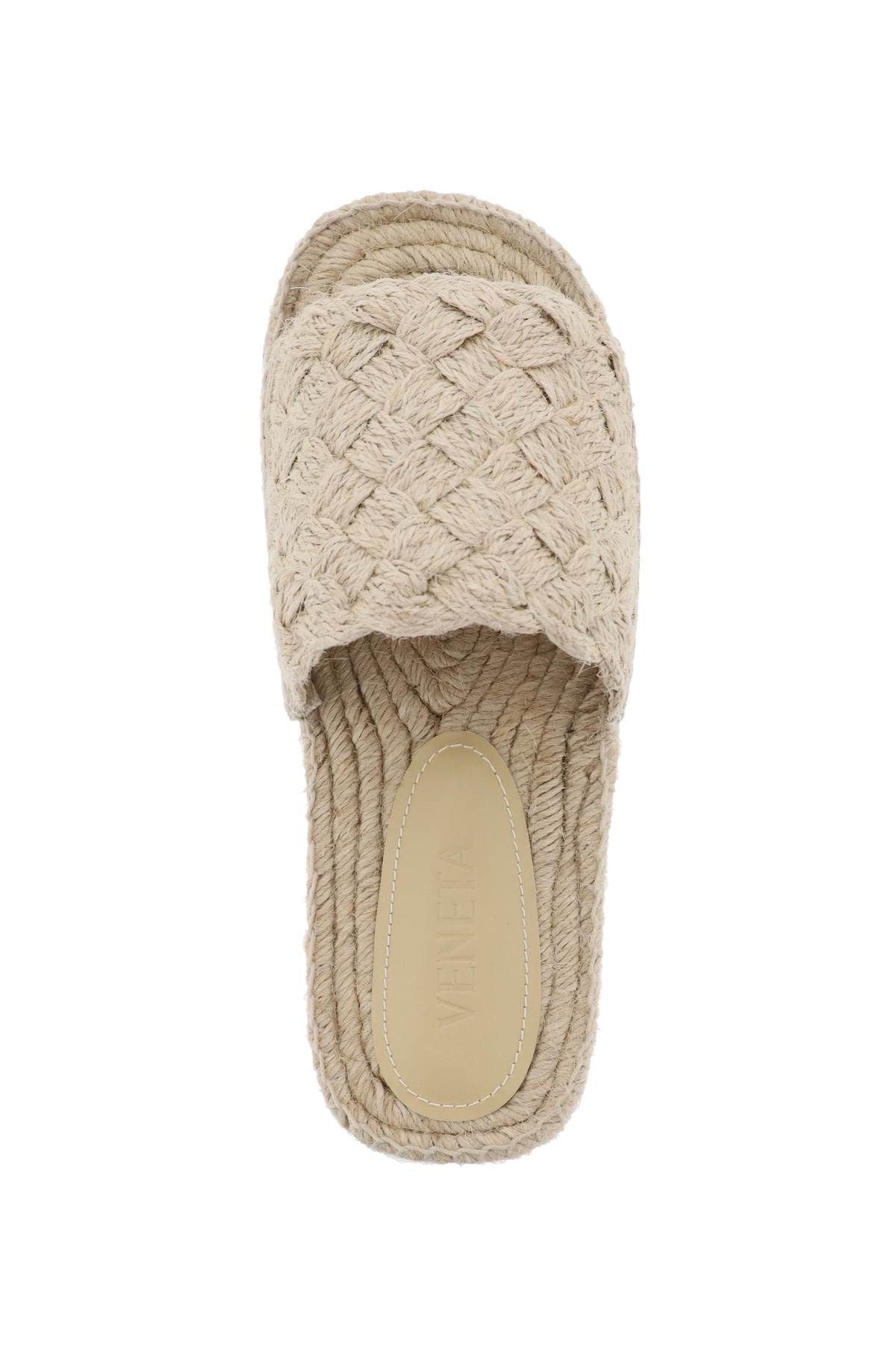 Raffia Jack Slides